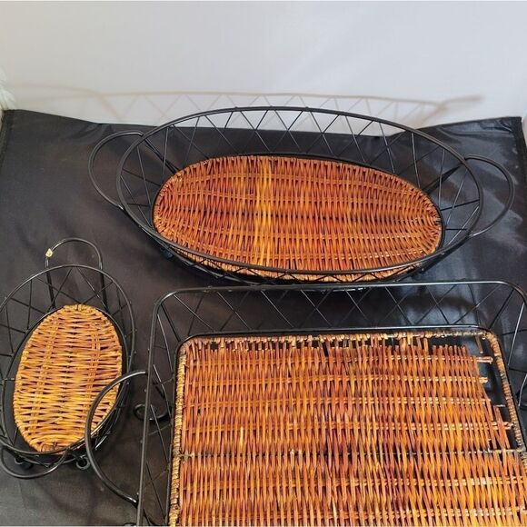 BRAND NEW TEMP-TATIONS PRESENTABLE OVENWARE BY TORA - Picture 12 of 16